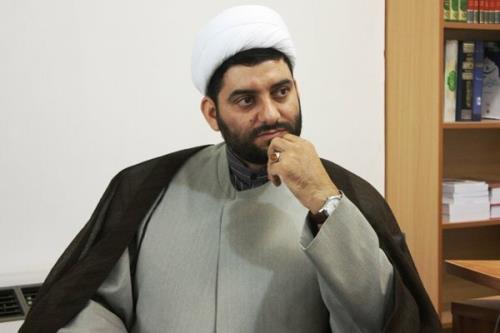 ساکتین فتنه در گناه فتنه گران سهیم هستند