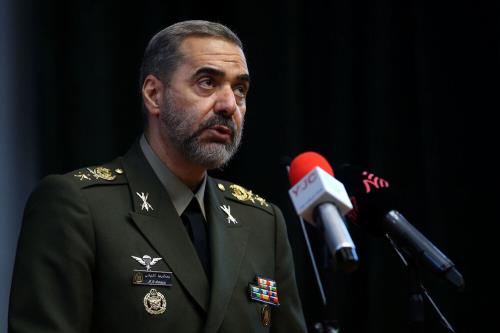 واکنش وزیر دفاع به سرقت نفتکش ایران از جانب آمریکا امکان مقابله به مثل وسیع را داریم