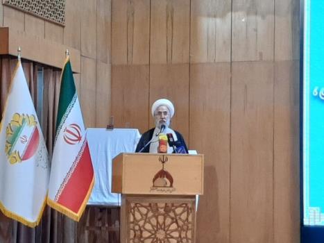 شوراها باید مراقب باشند که گرفتار فساد نشوند