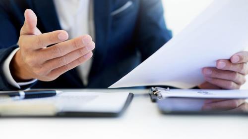 کاریابی و استخدام حرفه ای باش